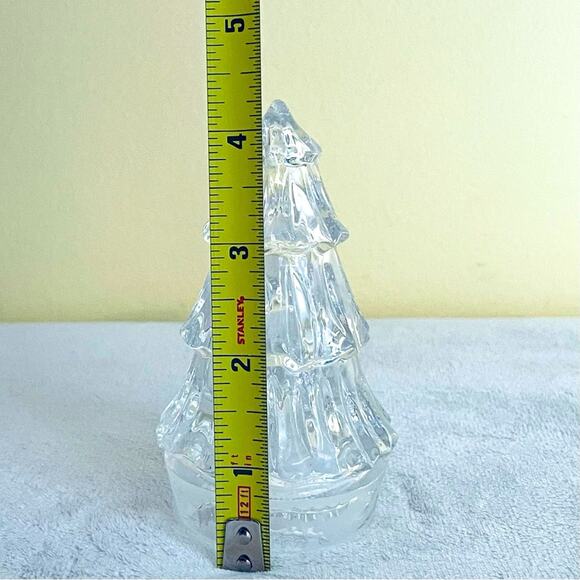 Gorham Crystal Holiday Christmas Tree Salt & Pepper Shakers, Dining, Table Decor - Picture 4 of 5